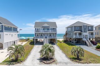 33 Porpoise Place, N Topsail Beach, NC 28460