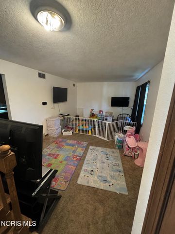 6011 Willowvale Drive, Toledo, OH 43615