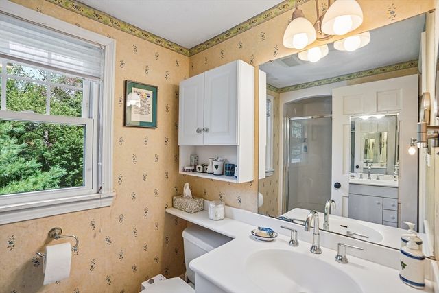 33 Carter Drive, Framingham, MA 01701