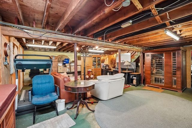 33 Carter Drive, Framingham, MA 01701