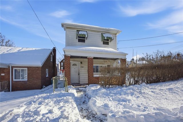 4345 Bristol St, Greenfield, PA 15207