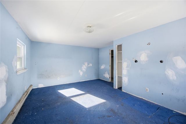 4345 Bristol St, Greenfield, PA 15207