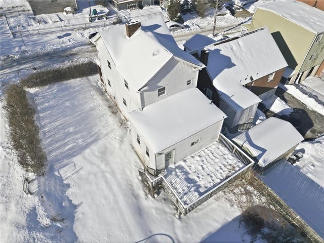 4345 Bristol St, Greenfield, PA 15207