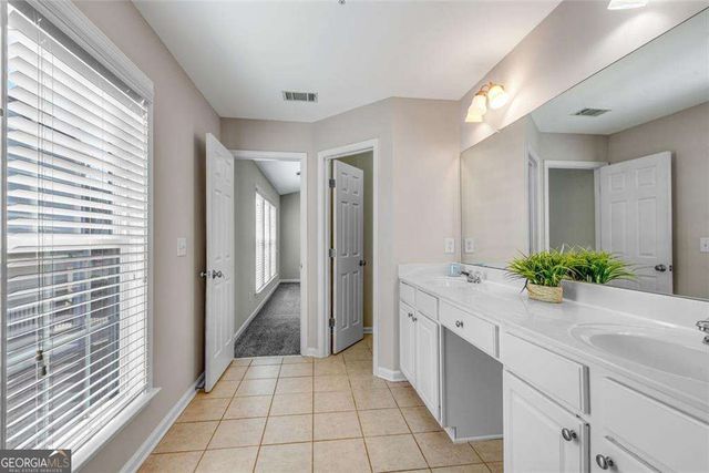 268 Balaban Circle, Woodstock, GA 30188