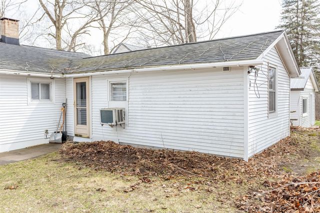 260 S Scott Street, Morley, MI 49336