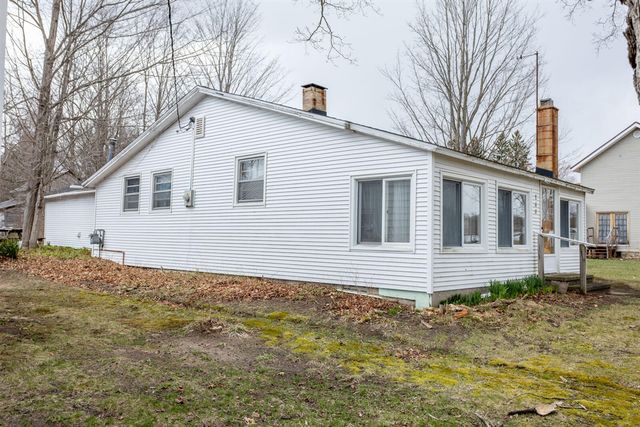 260 S Scott Street, Morley, MI 49336