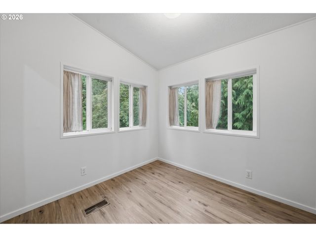30482 S MARIAN St, Molalla, OR 97038