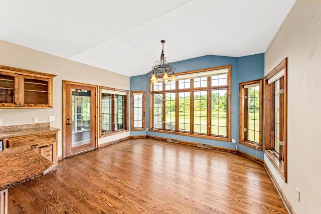 3976 Woodridge COURT, Richfield, WI 53017