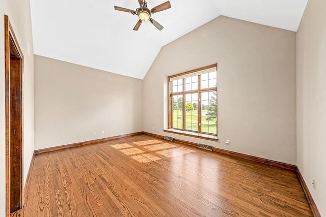 3976 Woodridge COURT, Richfield, WI 53017