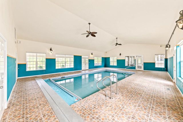 3976 Woodridge COURT, Richfield, WI 53017