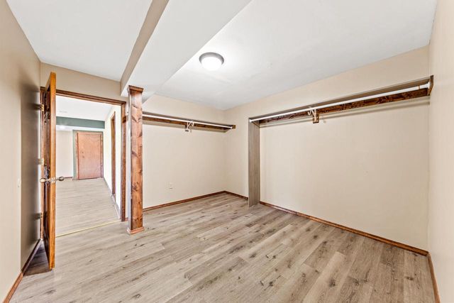 3976 Woodridge COURT, Richfield, WI 53017