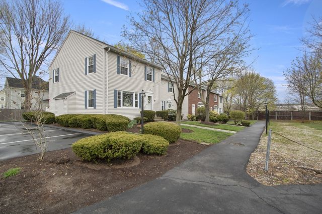 632 Washington St G6, Braintree, MA 02184