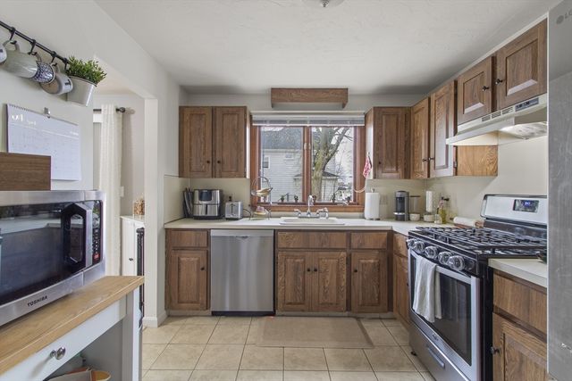 632 Washington St G6, Braintree, MA 02184