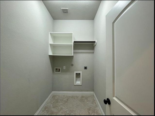 3323 Chandler Hollow Lane, Missouri City, TX 77459