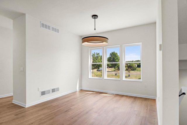 2810 Big Bluestem Parkway, Fitchburg, WI 53711