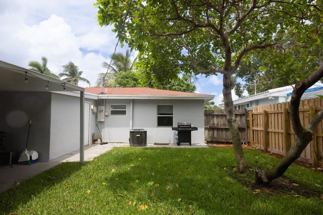 140 NW 46th St, Oakland Park, FL 33309