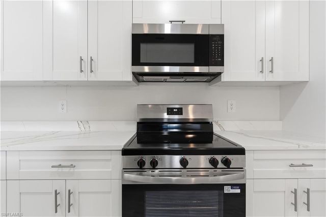 2141 Davis ST, Fort Myers, FL 33916