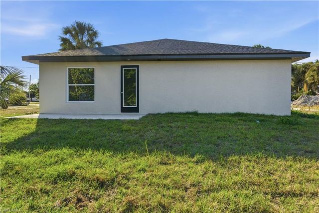 2141 Davis ST, Fort Myers, FL 33916