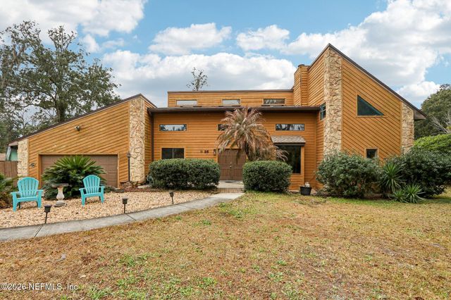 98 SWIMMING PEN Drive, Middleburg, FL 32068