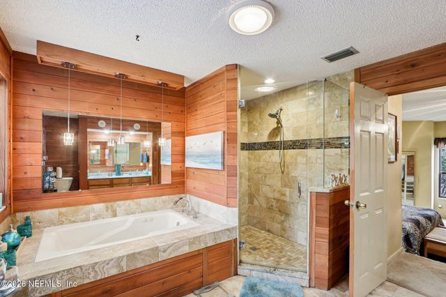 98 SWIMMING PEN Drive, Middleburg, FL 32068