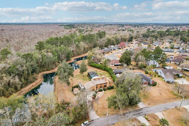 98 SWIMMING PEN Drive, Middleburg, FL 32068