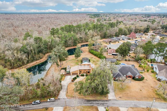 98 SWIMMING PEN Drive, Middleburg, FL 32068