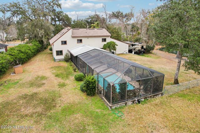 98 SWIMMING PEN Drive, Middleburg, FL 32068