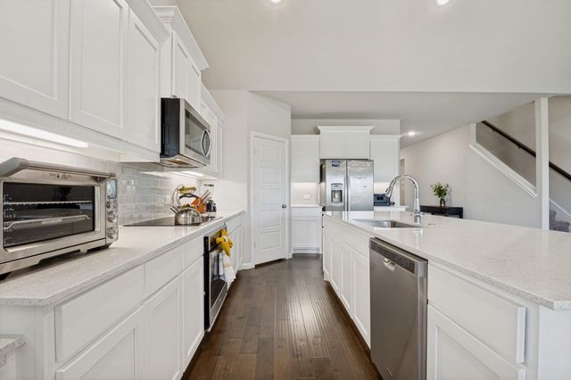 160 Arrow Wood Road, Waxahachie, TX 75165