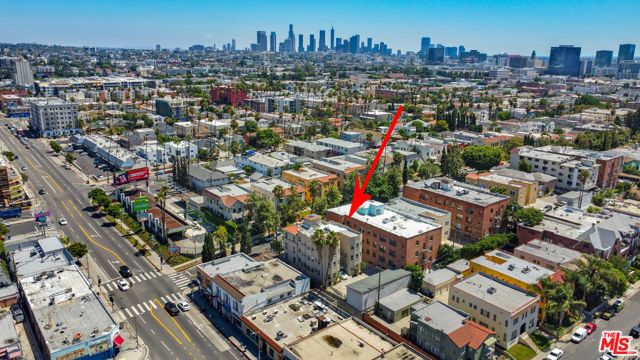 251 N Kenmore Avenue, Los Angeles, CA 90004