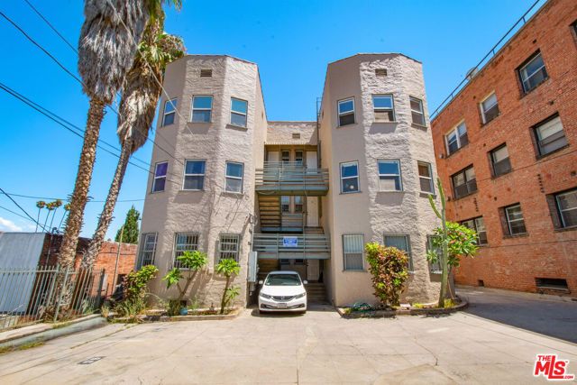 251 N Kenmore Avenue, Los Angeles, CA 90004