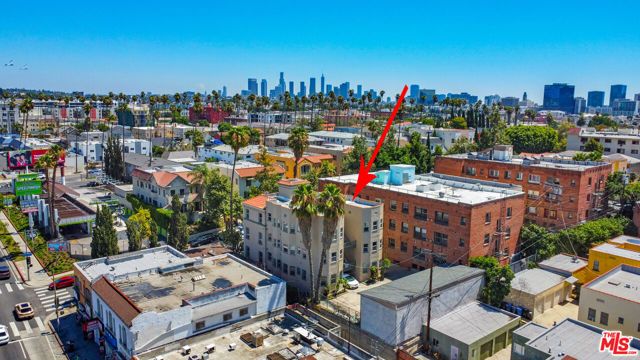 251 N Kenmore Avenue, Los Angeles, CA 90004