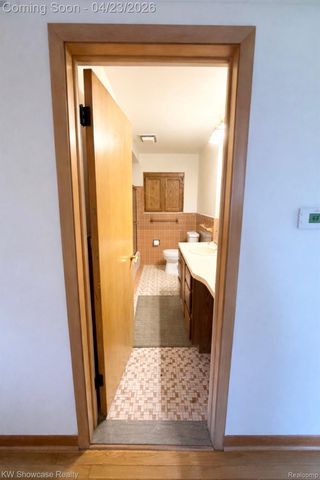 6206 Berwyn Street, Dearborn Heights, MI 48127
