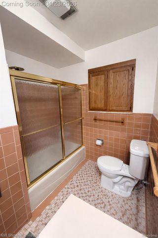 6206 Berwyn Street, Dearborn Heights, MI 48127