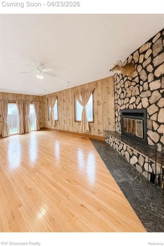 6206 Berwyn Street, Dearborn Heights, MI 48127