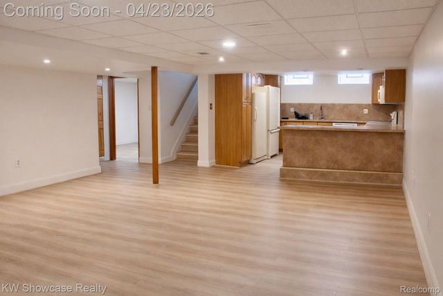 6206 Berwyn Street, Dearborn Heights, MI 48127