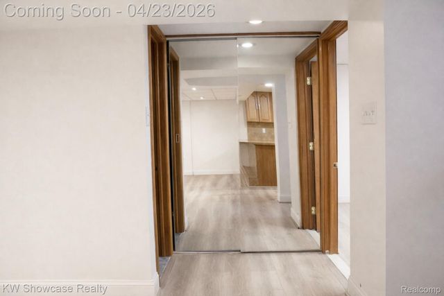 6206 Berwyn Street, Dearborn Heights, MI 48127
