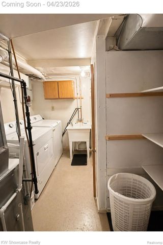 6206 Berwyn Street, Dearborn Heights, MI 48127