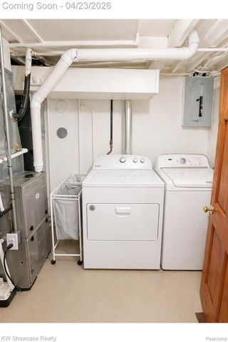 6206 Berwyn Street, Dearborn Heights, MI 48127