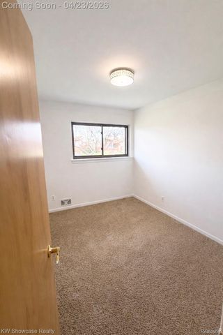 6206 Berwyn Street, Dearborn Heights, MI 48127