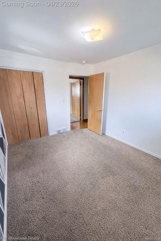 6206 Berwyn Street, Dearborn Heights, MI 48127