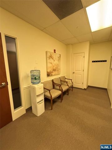 611 Maple Avenue 9A, Ho-ho-kus, NJ 07423