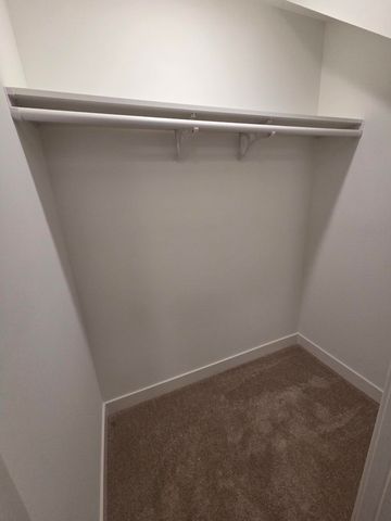 155 HAZEL CREST DR, Oakland, TN 38060