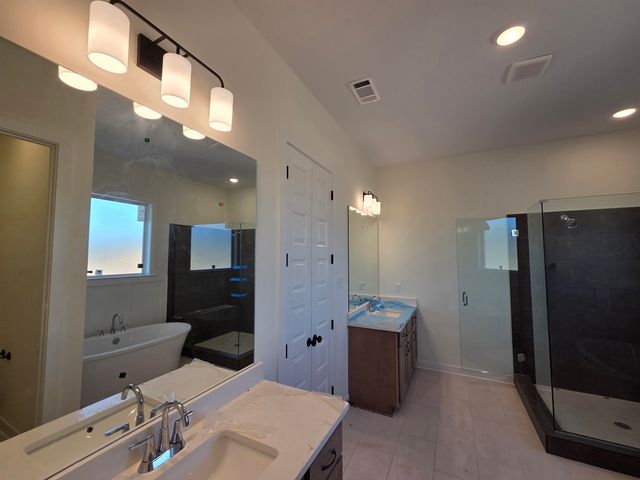 155 HAZEL CREST DR, Oakland, TN 38060