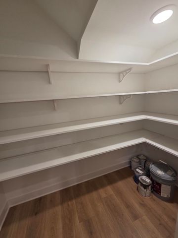 155 HAZEL CREST DR, Oakland, TN 38060