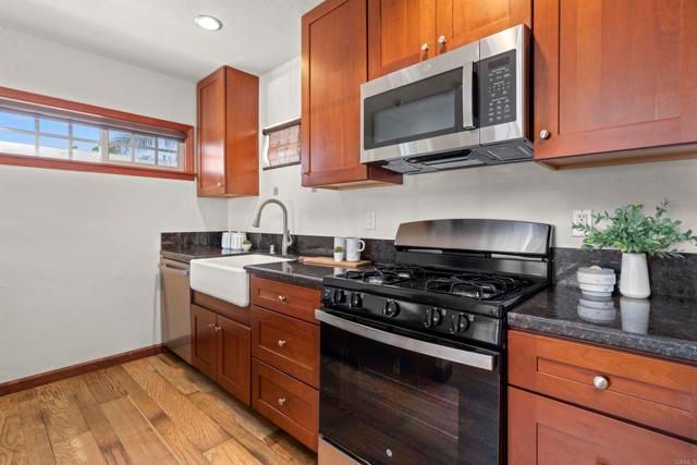 1212 2nd Street, Coronado, CA 92118