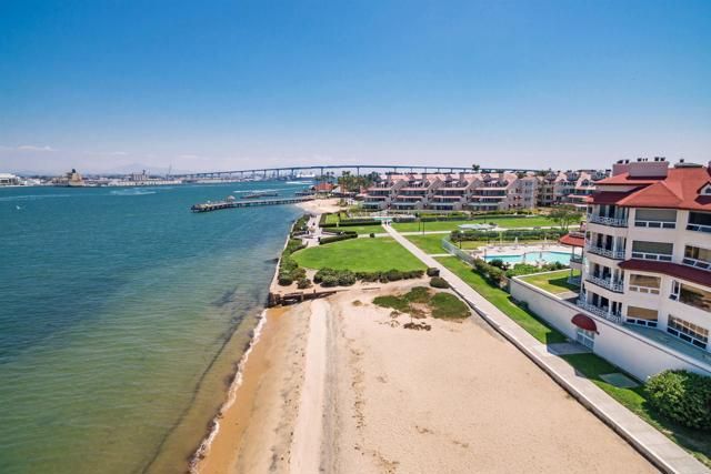 1212 2nd Street, Coronado, CA 92118