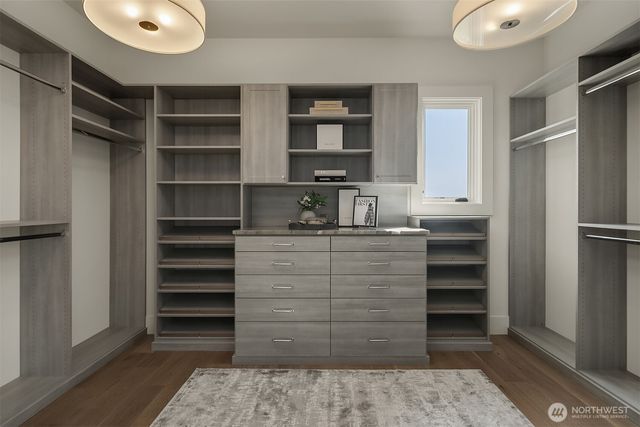 1918 94th Avenue NE, Clyde Hill, WA 98004