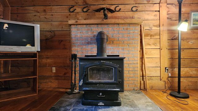 100 Cowboy Lane, Wellington, KY 40387