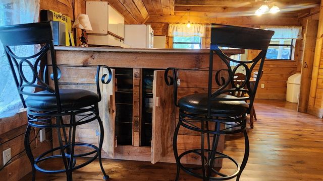100 Cowboy Lane, Wellington, KY 40387