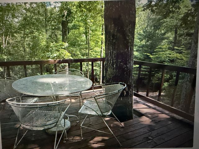 100 Cowboy Lane, Wellington, KY 40387